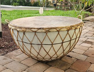 30" VINTAGE TRIBAL NAGADA KETTLE DRUM / UNIQUE BOHO COFFEE TABLE