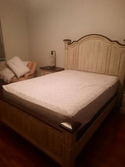 Bedroom set