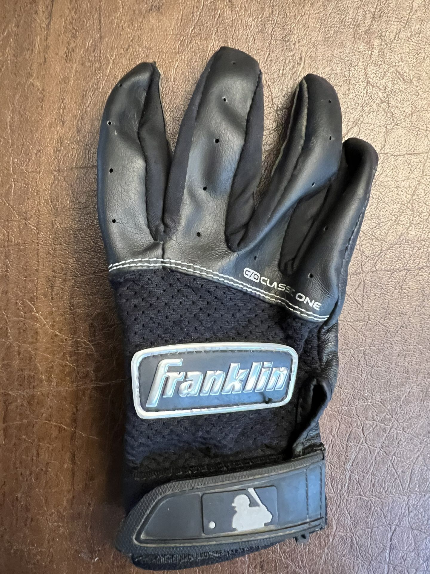 Franklin Right Hand Batting Glove For Baseball Or Softball