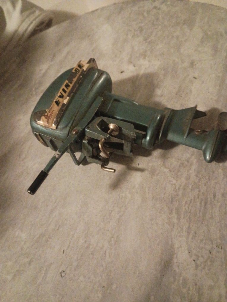 Evinrude Motor 