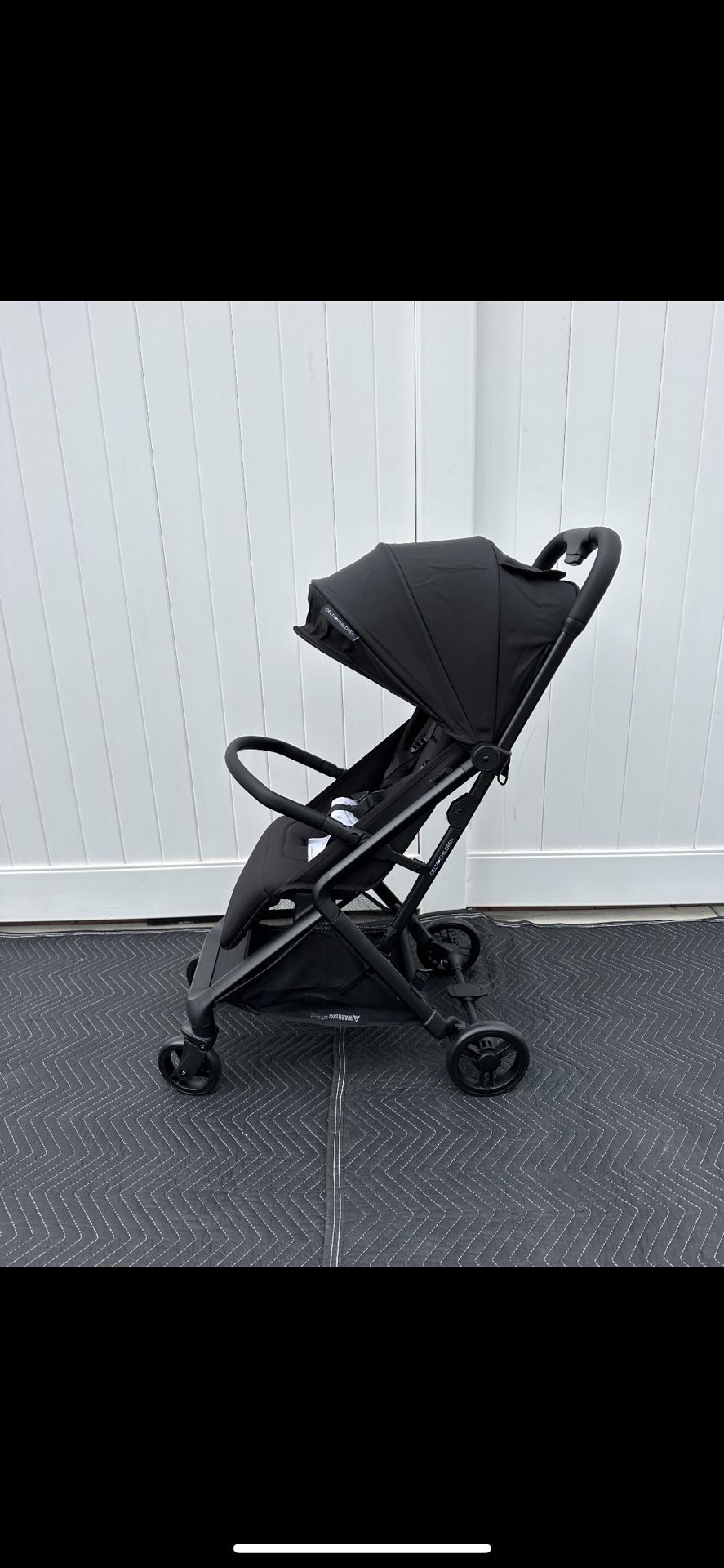 Stroller/ Icon Compact Travel Stroller/ Travel/ Airplane/ Kids/ New
