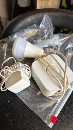 Phillips color changing light bulb