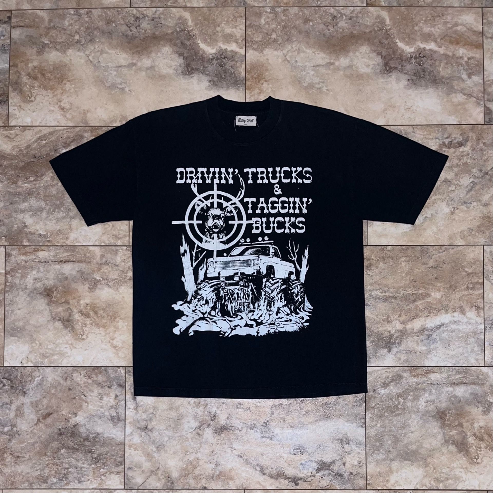 Billy Hill DRIVIN” TRUCKS & TAGGIN’ BUCKS Crackle Print T-Shirt Black Size Large