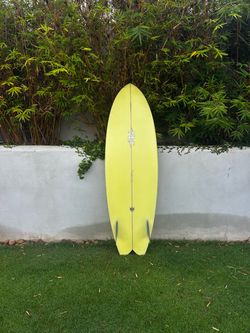 Fish surfboard Ricky Carroll 5’7” 31 L