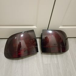 Porsche Cayenne Taillight Left Right Taillights OEM Like New 