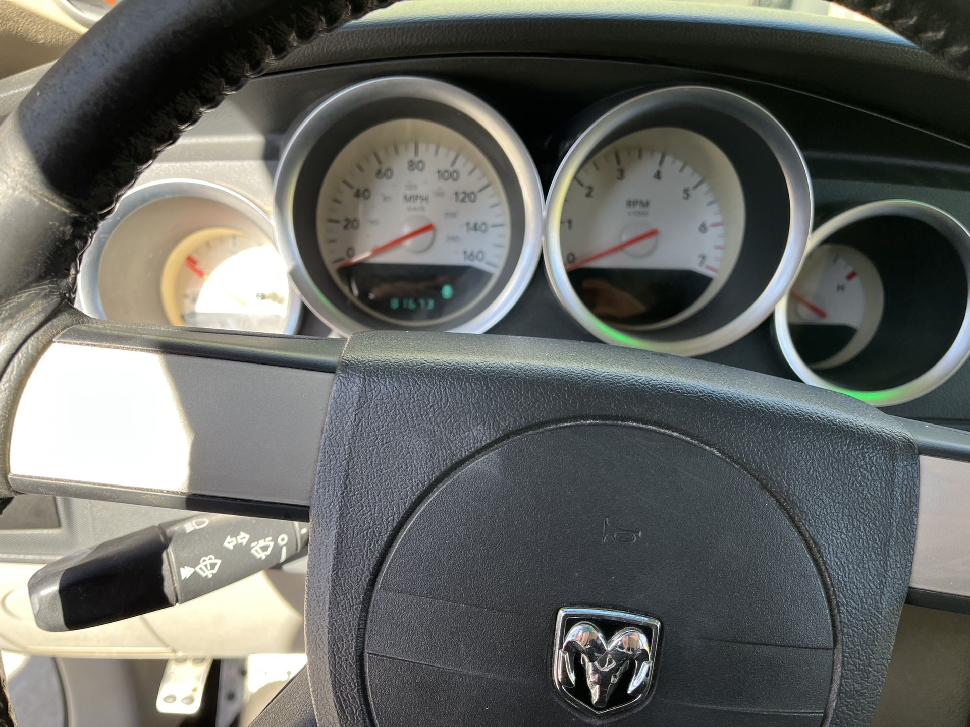 2005 Dodge Magnum