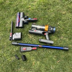 Battery Powered Stick Vacuum