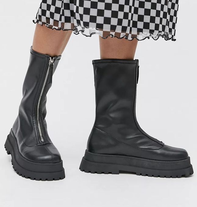 New 💗 Urban outfitters UO Zola Zip Platform Boot