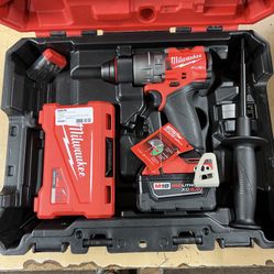 HAMMER DRILL, TOOLS-POWER MILWAUKEE 112 HAMMER DRILL W BATTERY, HANDLE NO CHARGER 2904-20