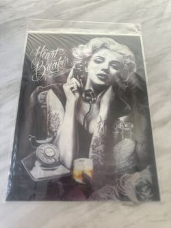 Marilyn Monroe 3D Picture , 3 Images All In One