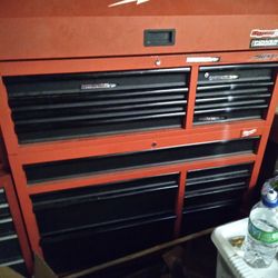 Milwaukee 46 Inch 16 Drawer Steel Tool Chest
