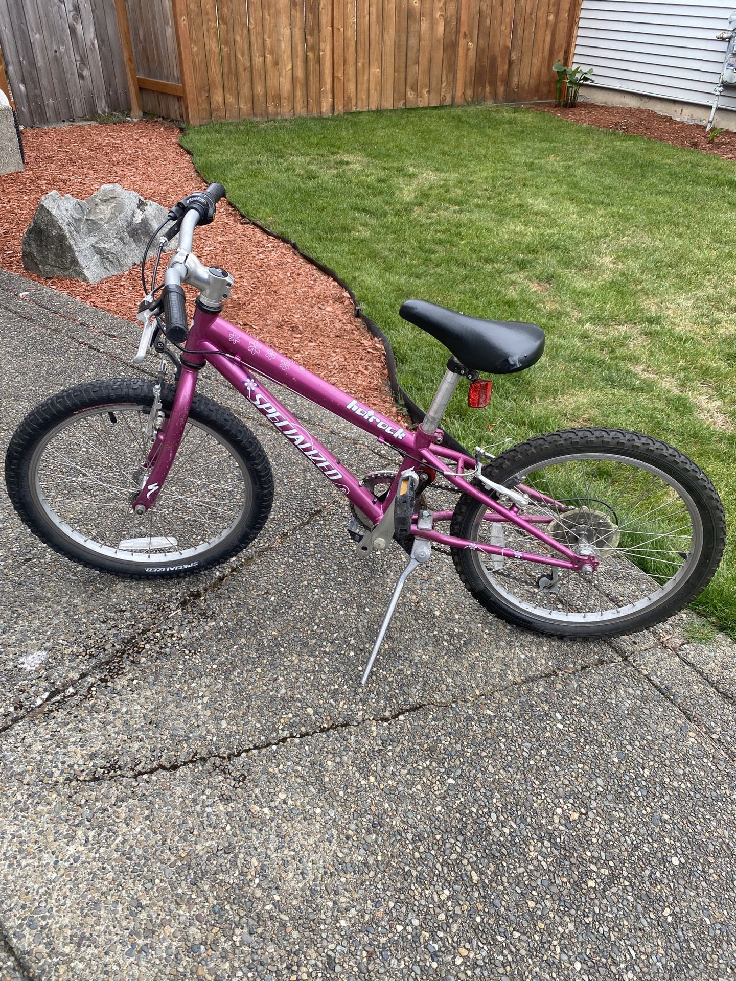 SPECIALIZED Youth/kids Bike 20”