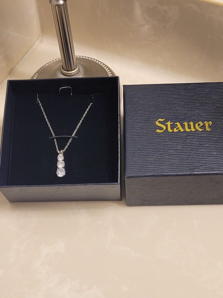 Stauer Diamond Aura 3 Stone Classique Pendant and Necklace 