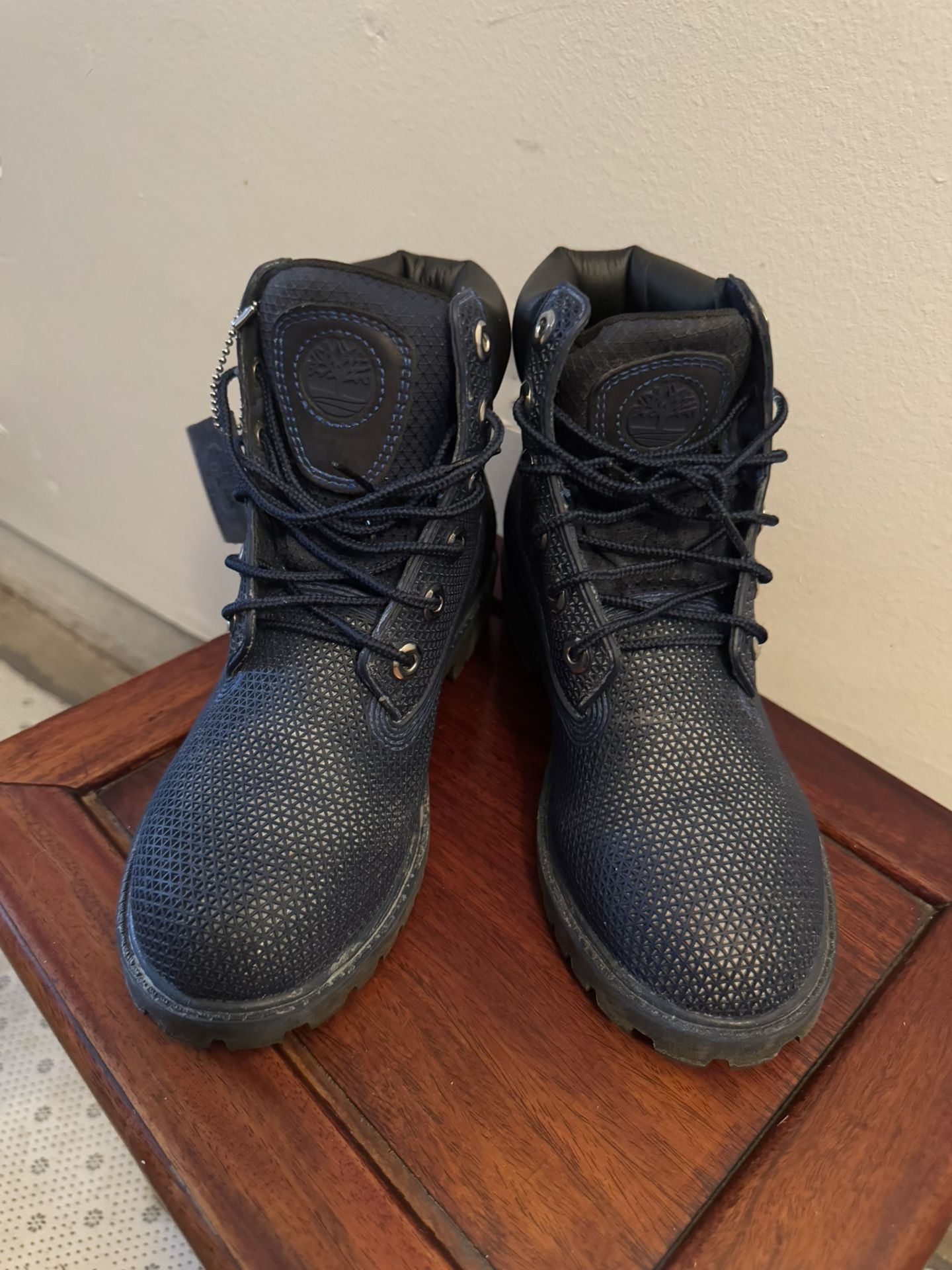 Timberland Shoes Size 5