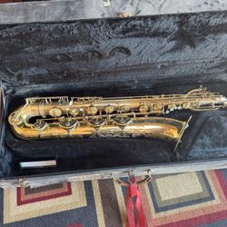 Selmer Baritone Super Action 80 Saxaphone