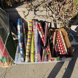 Christmas Wrapping Paper Birthday - Yard Sale 1138 Purdy St