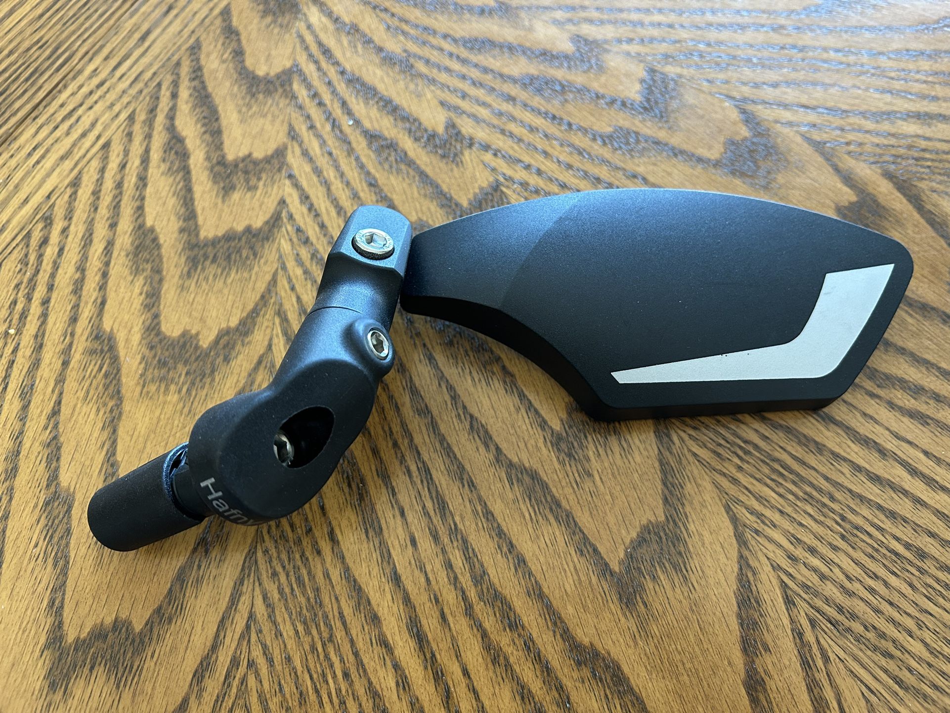 Bicycle handlebar mirror