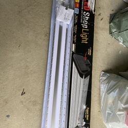 4’ LED Shop light With Sensor 