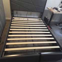 Full size storage bedframe