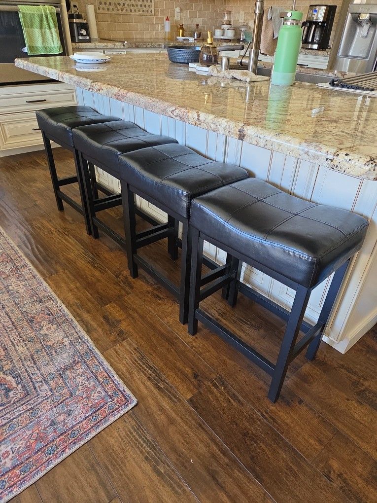 Countertop chairs 24"