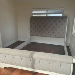 King Sized Bedroom Set