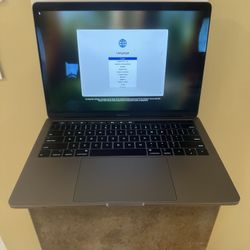 2019 Macbook Pro 13 Touchbar 1.4/8GB/256GB Storage
