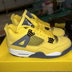 Jordan 4 Retro Lighting 2021