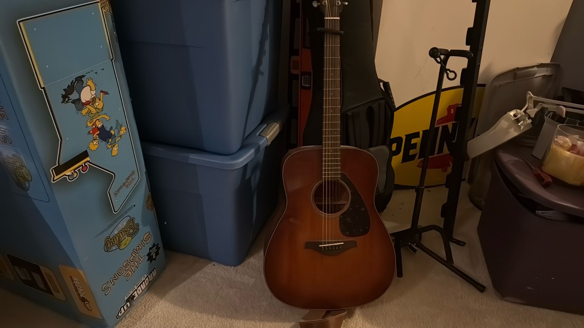 Yamaha Acoustic Guitar