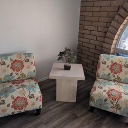 New Condition! 3 Piece Conversation Set