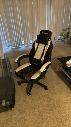 Gaming chair