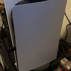 Xbox Series S, And Ps5 Digital Edition