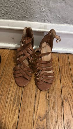 Women’s Size 7 Brown Francesca’s Chunky Heel