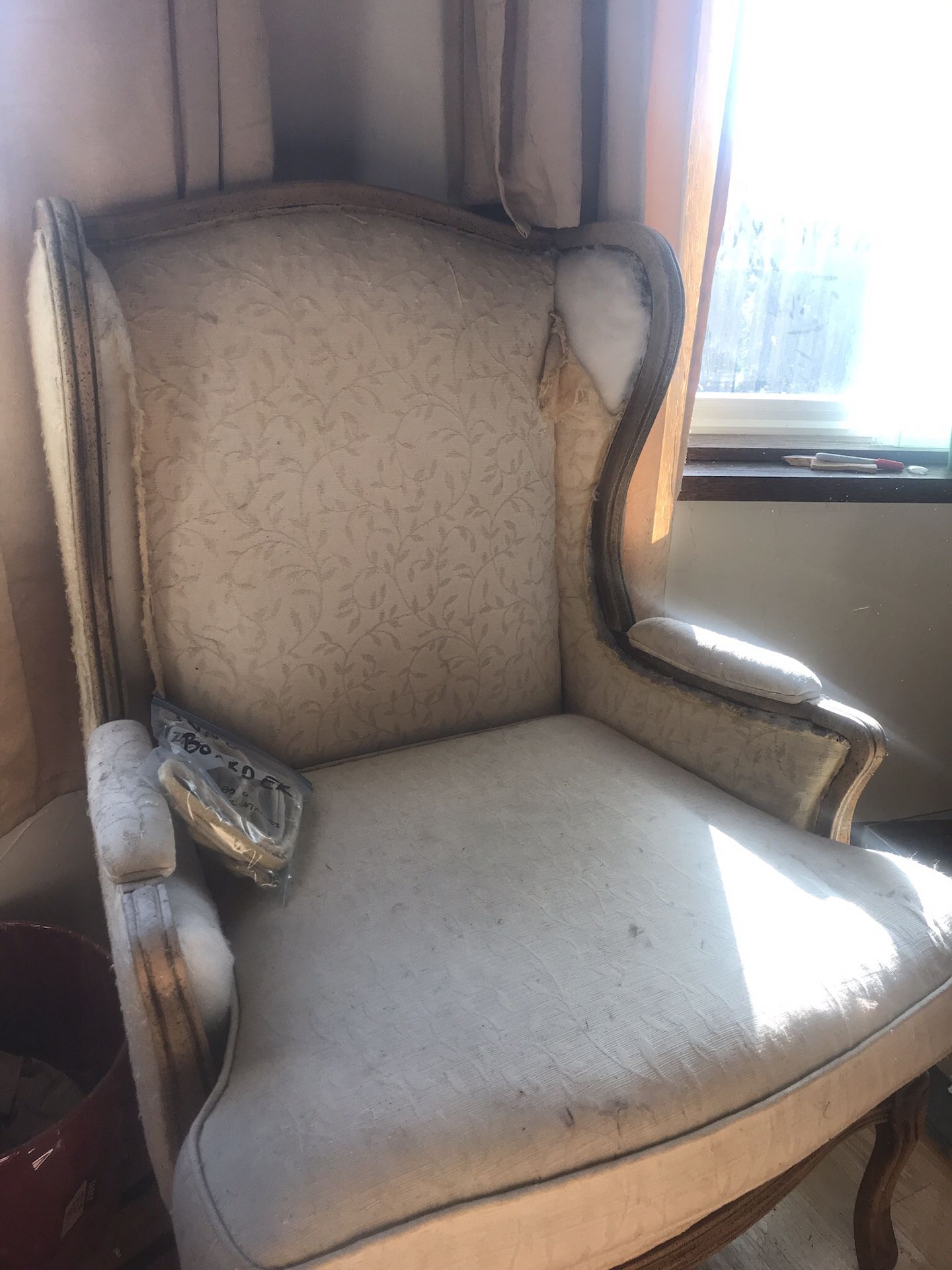 Antique formal chair to reupholster