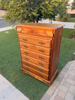 Oakwood Interiors Solid Oak Tallboy Dresser – Freshly Refinished