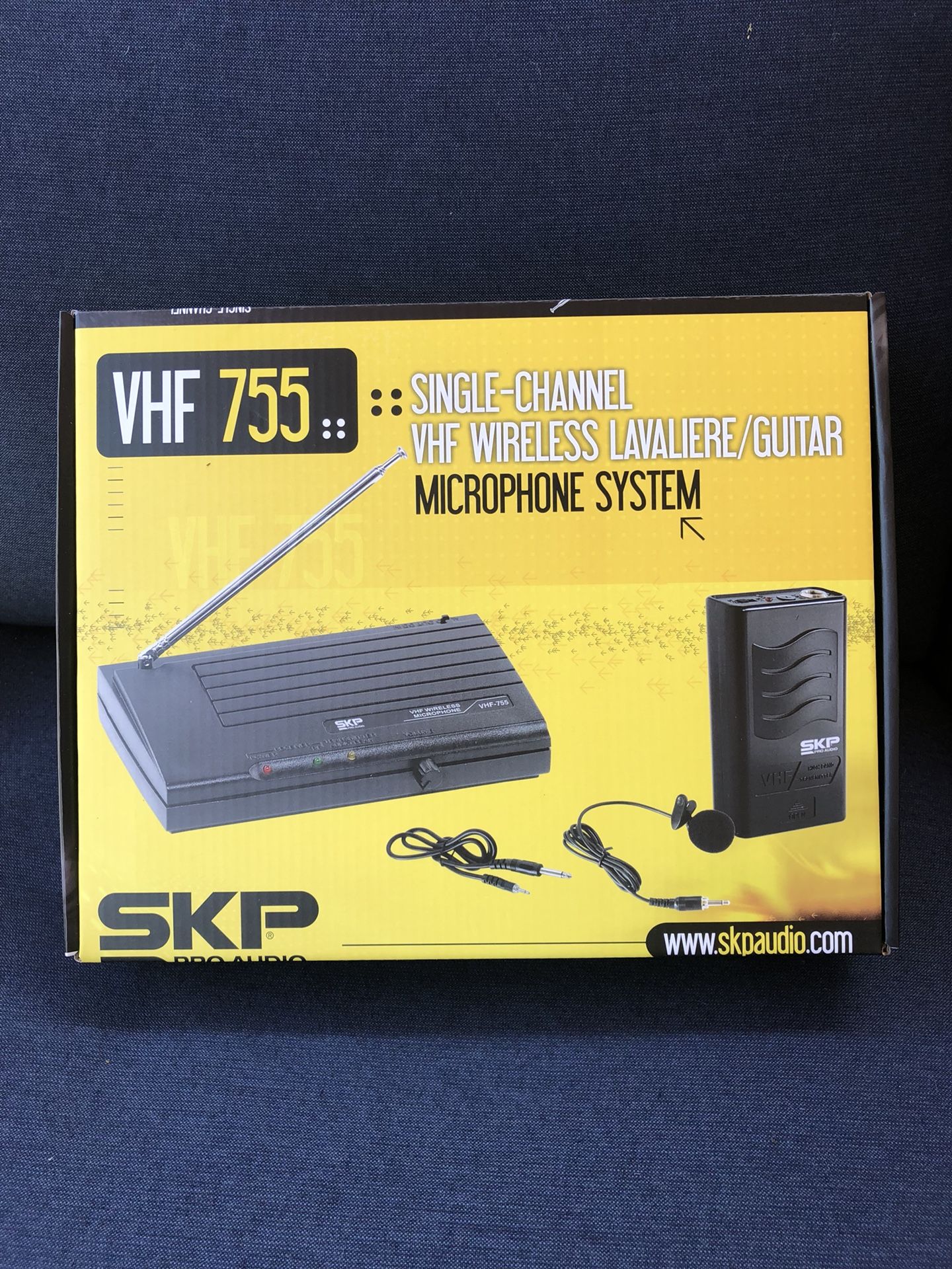 SKP- PRO AUDIO VHF-755 Wireless Guitar/Lavaliere System