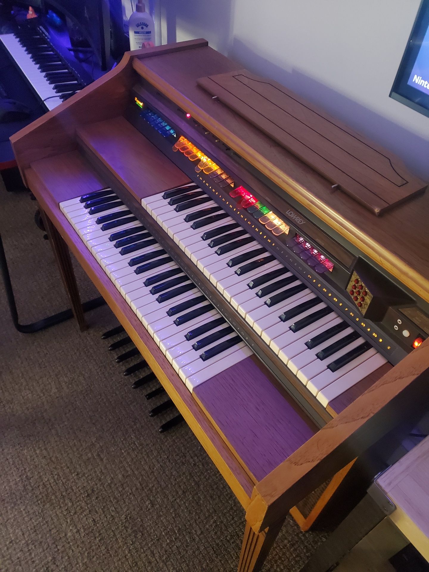 Lowrey Pageant Organ (Late 70s’)