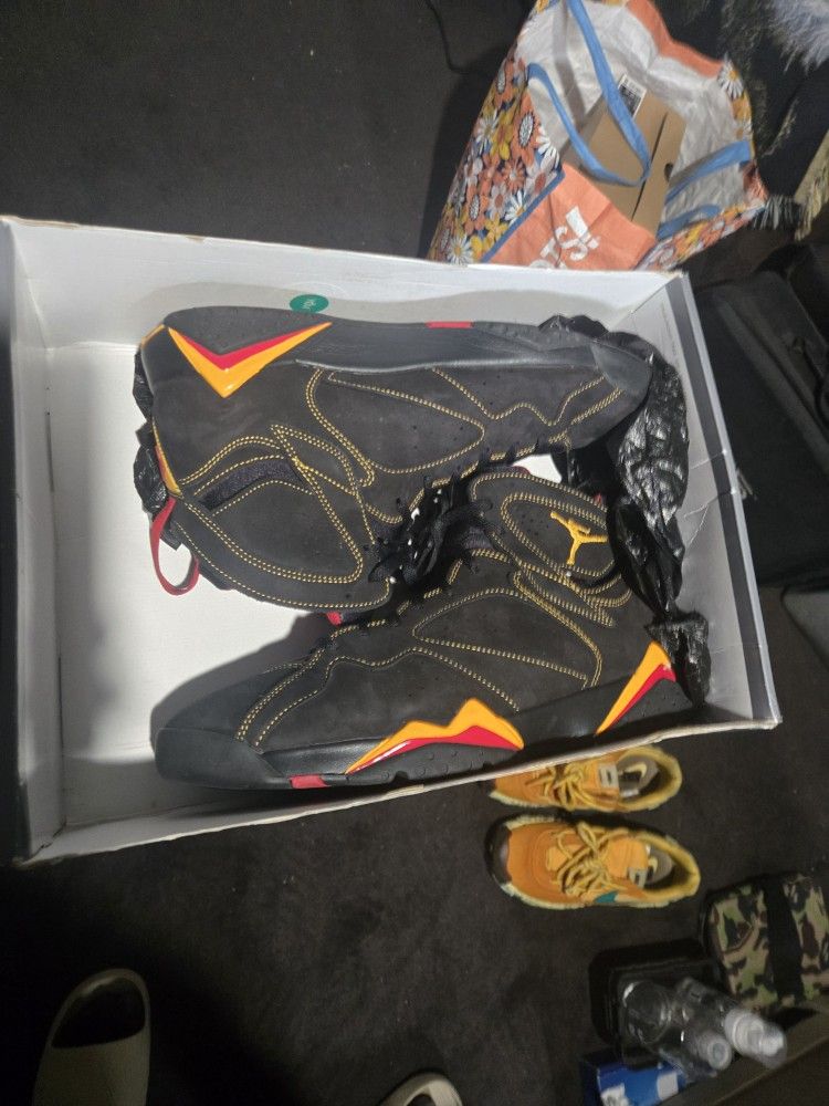 Nike Air Jordan 7 Retro
Citrus (2022) Men's Size 13 Amazing Condition With Og Box (Box Is Beat And Taped)