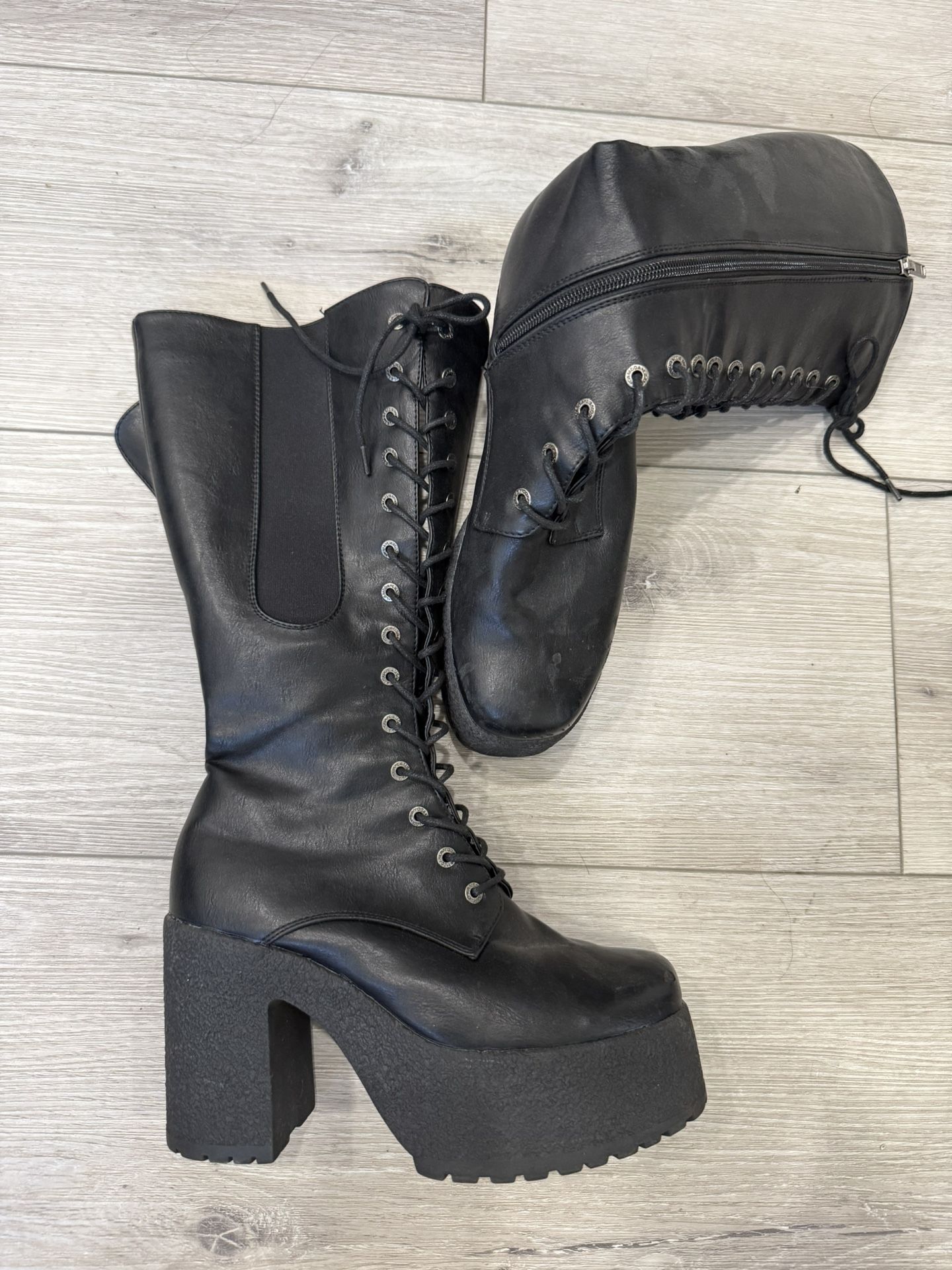 knee high lace up platform boots