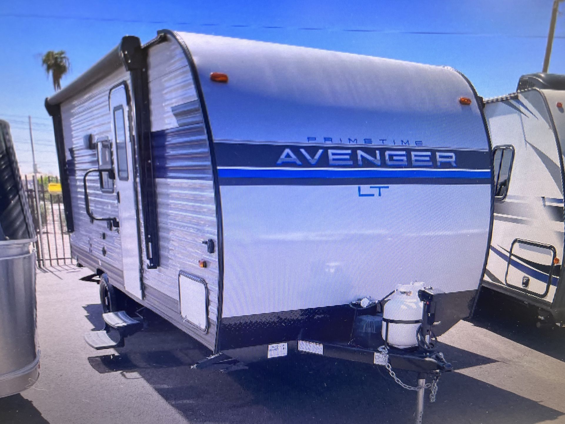 2022 AVENGER 17BH