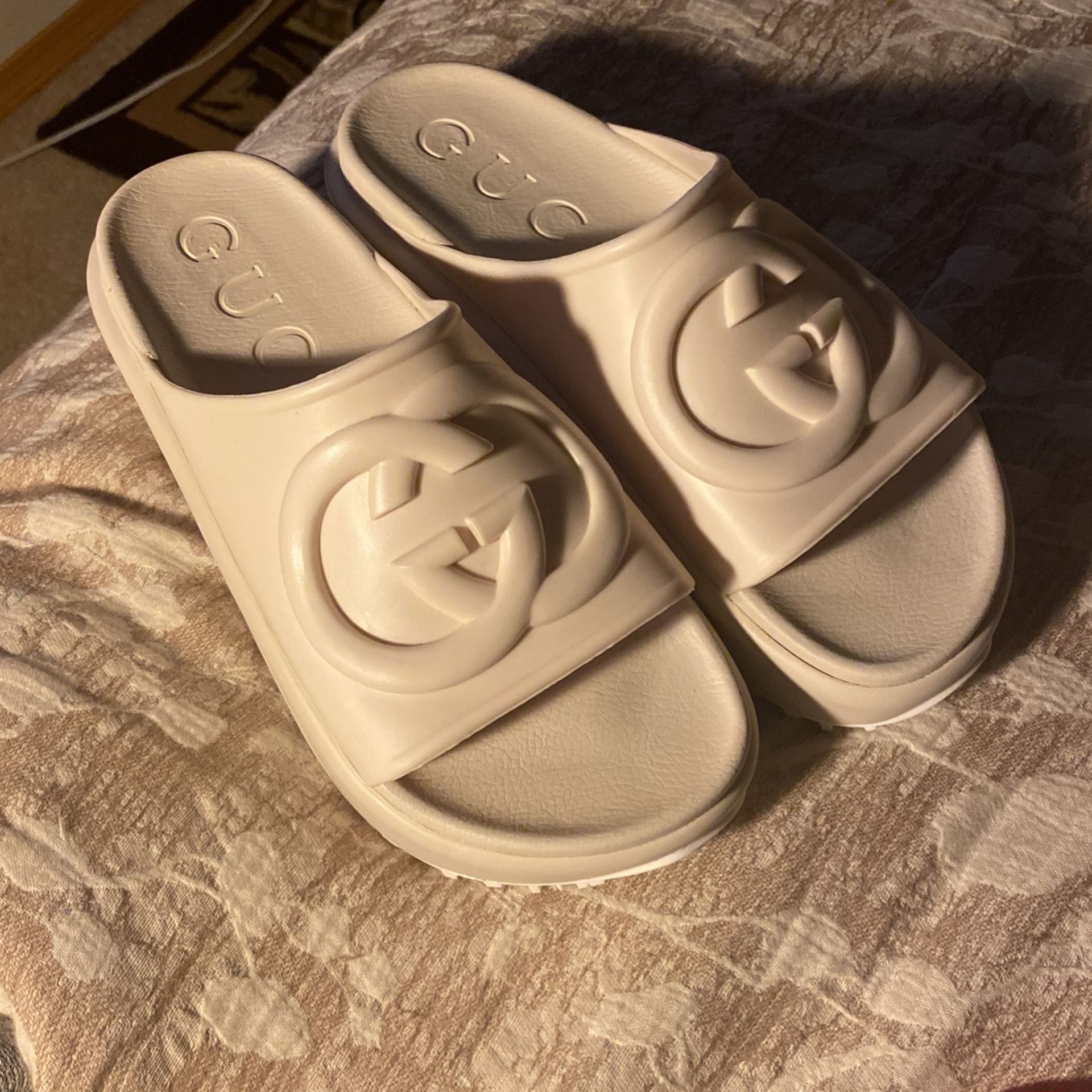 Gucci Slides Size 9