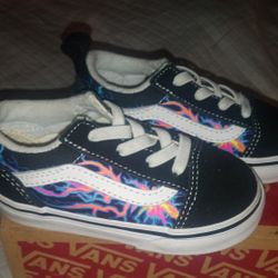 Toddler Size 6 Vans 