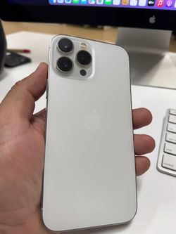 iPhone 13 Pro Max 256 GB white Unlocked For All Carriers