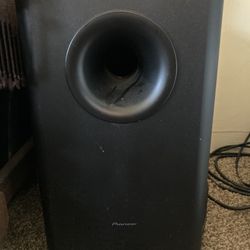 Pioneer Subwoofer