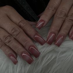 LICENSED SALINAS NAIL TECHNICIAN 