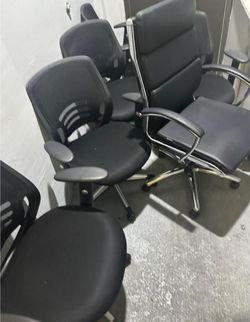 Office Chairs Like New SUPER DEAL!