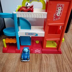 Land of B Toy Car Garage Playset