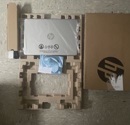 HP Laptop 14” - Intel Processor N150 2025 - 4GB Memory - 128GB UFS - Natural Silver