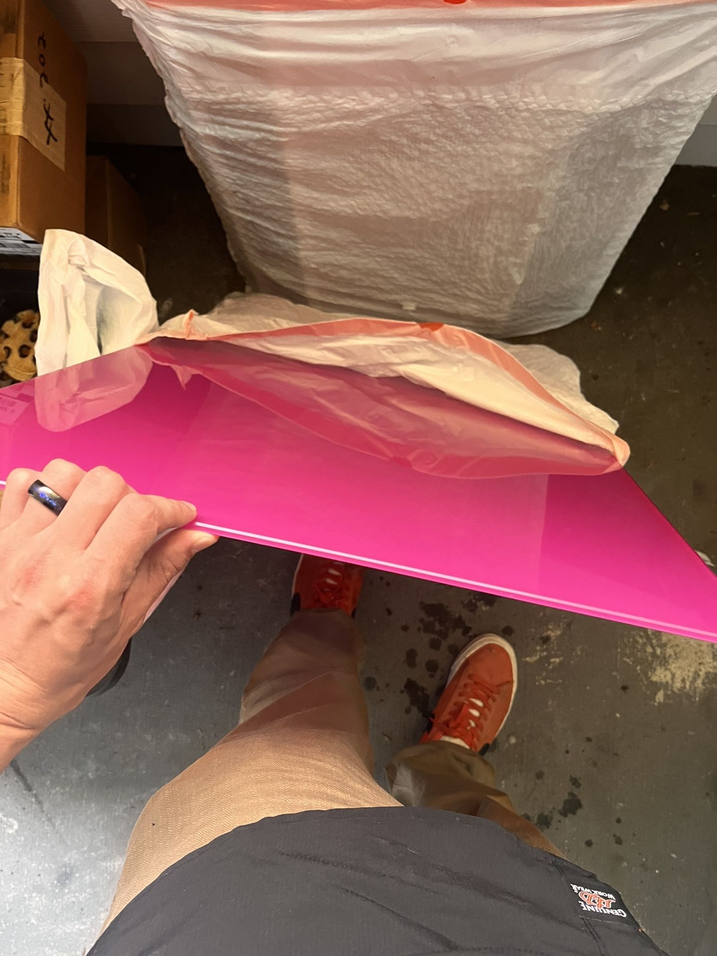 PINK DESK