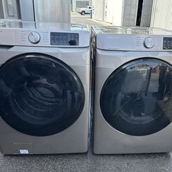 Samsung washer and gas dryer set