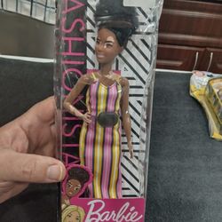 MATTEL BARBIE FASHIONISTAS DOLL # 135 WITH VITILIGO